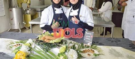 Contents1 deskripsi kacang tanah2 morfologi kacang tanah2.1 akar2.2 batang, daun dan bunga3 bunga kacang tanah4 daun kacang tanah5 pertumbuhan kacang tanah5.1 proses pertumbuhan. INOVASI KEROPOK LEKOR SAMBAL HITAM | LAZIZ PATIN