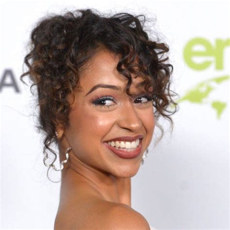 Liza Koshy Exclusive Interviews Pictures And More Entertainment Tonight
