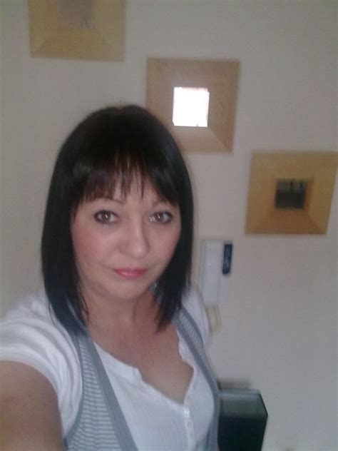 Mi Y From Nottingham Is A Local Granny Looking For Casual Sex Dirty Granny