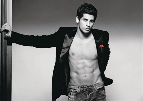 Sidharth Malhotra Six Pack Abs Photos Shoot Bollywood Actors Well Dressed Men Shirtless
