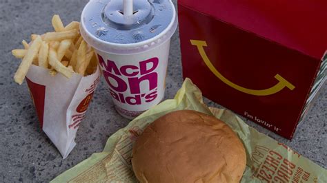 Mcdonalds Sparks Confusion Over Whether You Can Still Buy Cheeseburger