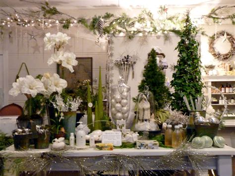 Led inflatable christmas tree, indoor & outdoor airblown decorations average rating: Emily's Garden Holiday display www.emilysgarden.com ...