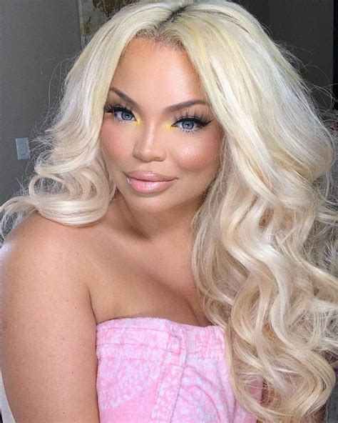 Видео канала trisha paytas, ( 1255 видео ). The Life And Complicated Relationships of Influencer ...