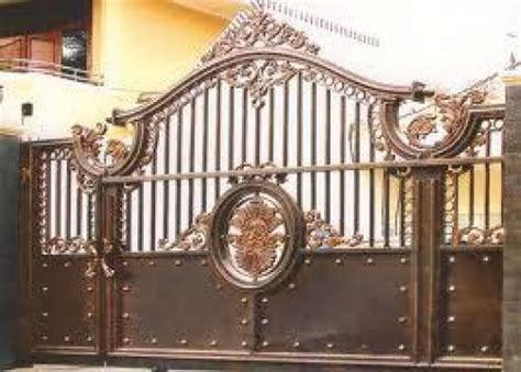 15 Desain Pagar Besi Minimalis Terindah 2019