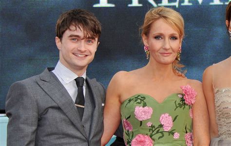Daniel Radcliffe Responds To Jk Rowlings Tweets ‘transgender Women