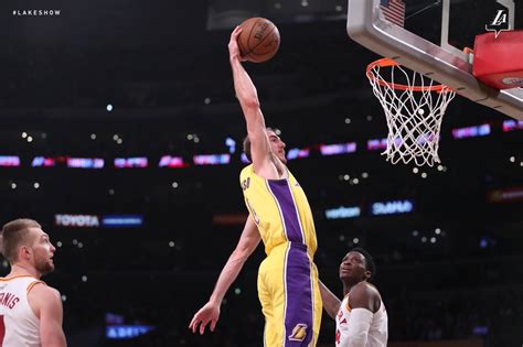 Jordan was a dunk champion. Alex Caruso and the Best Bargains For NBA DFS Sunday ...