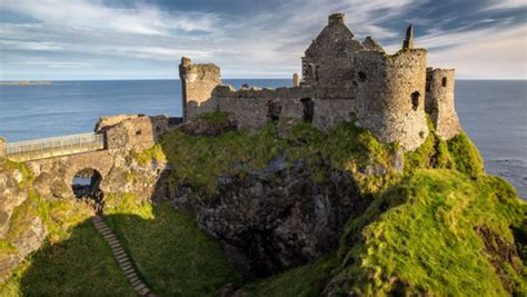 Located in the northeast of the island of ireland. Nordirland: Kleine Insel und großer Zauber | krone.at