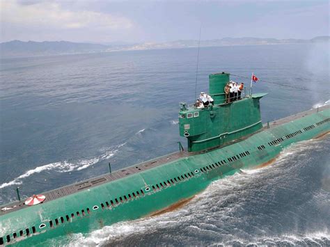 Heres Why North Koreas Decrepit Submarine Force Still Freaks Out The