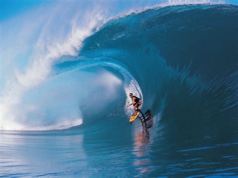Surf through as many gates as you can in a row! Deportes de Ocio: Surf
