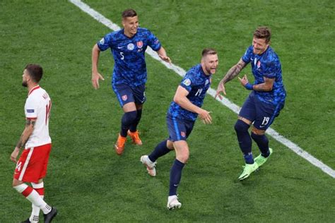 Quelle est la différence entre pologne et slovaquie? La Slovaquie surprend la Pologne, réduite à dix en seconde ...