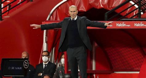 Esta decisión responde a una petición de la uefa, según informa la web del club. Real Madrid: Zinedine Zidane habló de cambios cuando le preguntaron sobre su futuro | NCZD ...