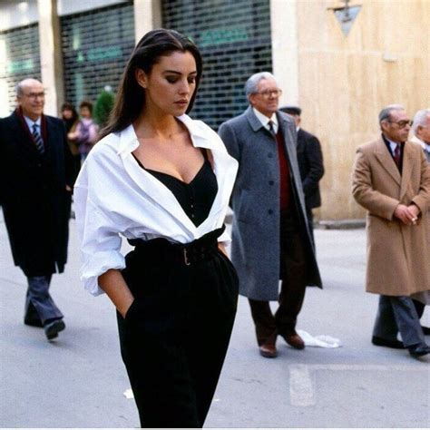 Monica Bellucci In Bagheria Sicily 1991 Check This Blog 90s Fashion Vintage Fashion