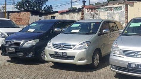 Daihatsu terios masih cukup diminati melihat populasinya yang kerap tersedia di beberapa showroom mobkas. Cek Harga Toyota Kijang Innova Diesel Bekas Tahun 2014 ...