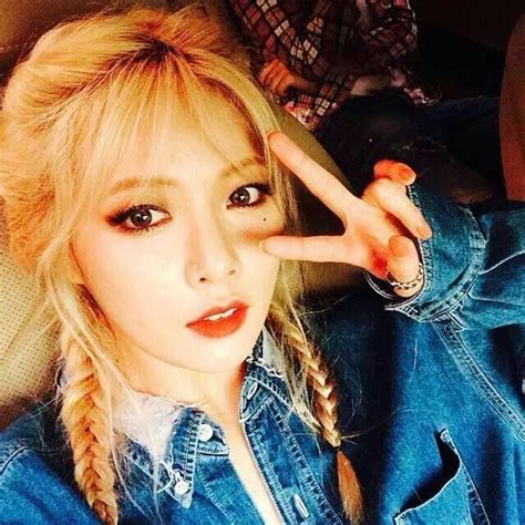 Hyuna (현아) is a south korean singer and rapper under p nation. Why I Love Kim Hyuna 🌹 | K-Pop Amino