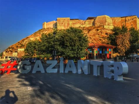 Gaziantep kalesi adresine yol tarifi almak ve ulaşım bilgisi i̇çin buraya tıklayınız. Gaziantep Kalesi - Fotoğraf: Murat Aksoy