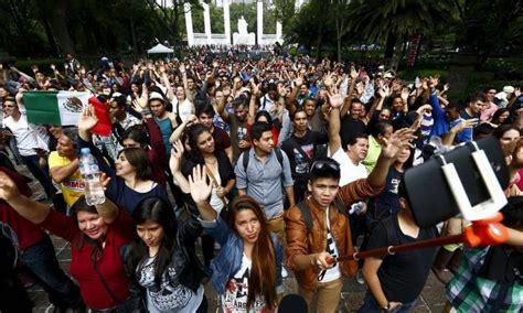 México tenta bater recorde de maior selfie do mundo Jornal O Globo