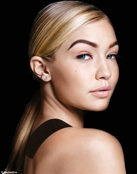 Gigi Hadid Is A Natural Beauty In New Maybelline Campaign Daily Mail