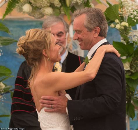 Cheryl Hines And Bobby Kennedys Wedding Pictures From Cape Cod