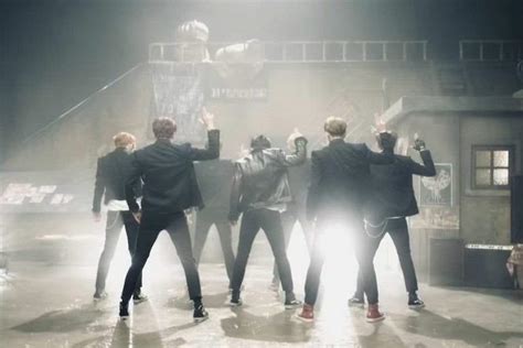 Btss Boy In Luv Becomes Their 11th Music Video To Reach 300 Million