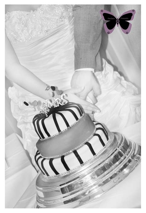 Wedding Photography Glasgow Cumbernauld Bridal Photography Weddig Cake