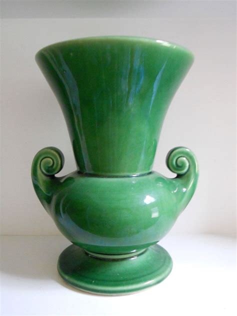 1940s Mccoy Vase Dark Green Glaze 8 Inches Tall Etsy Green