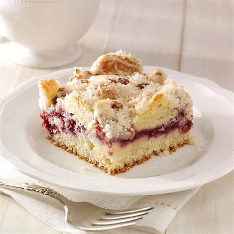 Sure to give you a jolt! Raspberry Streusel Coffee Cake Recipe | Taste of Home
