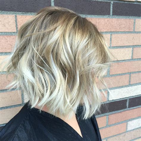 Women can easily carry them and it does not the short bob haircut on dark hair with side parting and loose slanting bangs on front renders a silky, smooth blonde hair dipped in baby pink color and styled in concave bob cut with soft fringes. 30 Best Balayage Hairstyles for Short Hair 2018 - Balayage ...