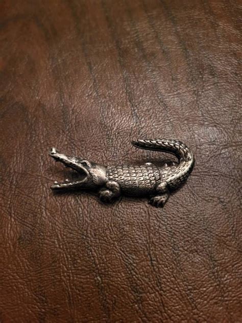Vintage Alligator Brooch Gem