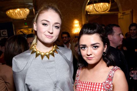Game Of Thrones Sophie Turner Maisie Williams Are Going To Sxsw