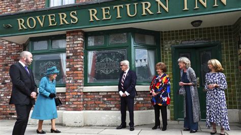 Queen Visits Coronation Street Set To Mark 60 Years Of Soap Bbc News