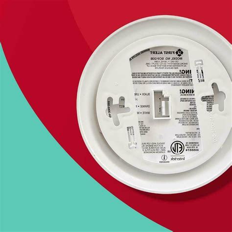 Carbon monoxide gas doesn't rise or fall, so it can usually be found in equal concentrations throughout first alert, the company that produces the onelink safe & sound, says. First Alert SC9120B Smoke and Carbon Monoxide Alarm
