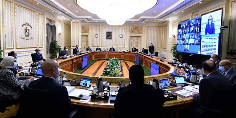 عقد مجلس وزراء إقليم كوردستان، اليوم الأربعاء 26 أيار (مايو) 2021، اجتماعه الأسبوعي الدوري برئاسة رئيس مجلس الوزراء مسرور بارزاني وحضور نائب رئيس مجلس الوزراء قوباد طالباني. قرارات مجلس الوزارء اليوم .. تعديلات قوانين ومنح جديدة ...