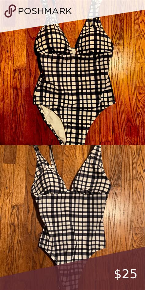 Adorable Black And White Checkered Bathing Suit Like New Banana