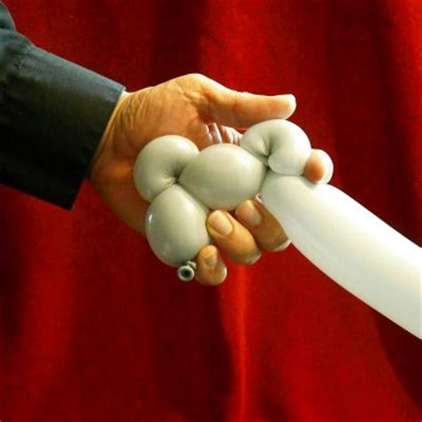How do you make a dog balloon animal? How to Make a Monkey Balloon Animal