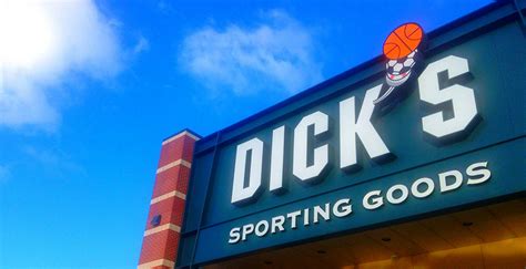 Dicks Sporting Goods To Stop Selling Assault Style Weapons Ban Gun