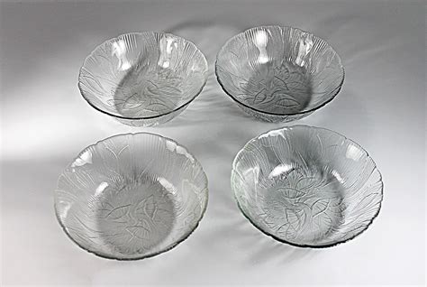 Arcoroc Salad Bowls Canterbury Floral Pattern Pressed Glass Clear Glass Set Of 4 Cereal Bowls