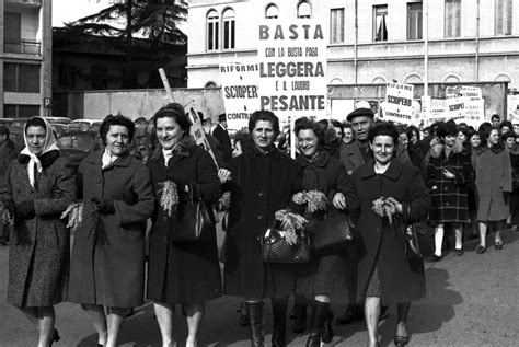 8 marzo una storia al femminile lunga un secolo corriere it
