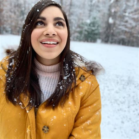 Moriah elizabeth is a you tuber who has an art channel. Moriah Elizabeth | Art/Crafts on Instagram: "From the first snow of the season. My video for ...