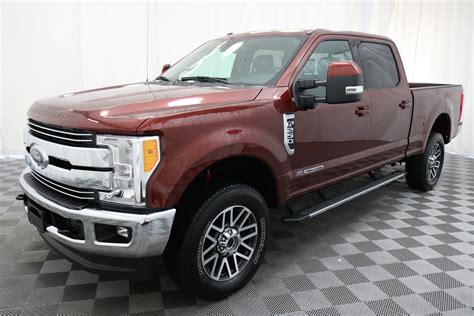 Pre Owned 2017 Ford Super Duty F 250 Srw Crew Cab Lariat 4x4 Truck In