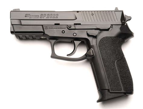 SIG SAUER SP 2022 CAL.9x21 | PISTOLE | SEMIAUTOMATICHE | Tognini Caccia