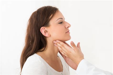 Thyroid Symptoms In Women Causes And Natural Treatments