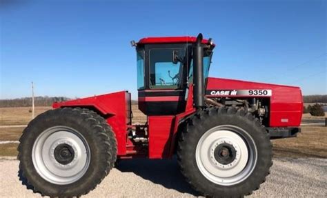 Caseih Wd Tractor Sold For Record Price On Ohio Farm Auction