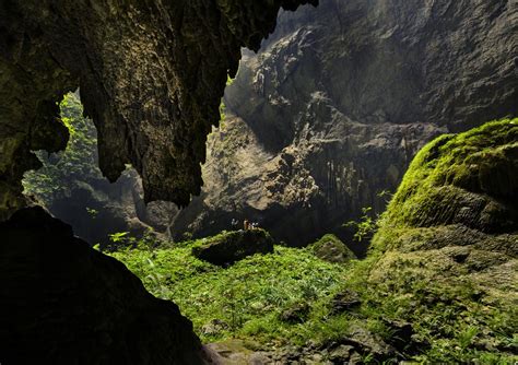 Incredible Drone Footage From Inside Hang Son Doong The Worlds