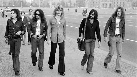 Uriah heep is a prog/hard rock band founded in 1969 in london, england. Uriah Heep Wizards And Demons - Uriah Heep Demons And ...