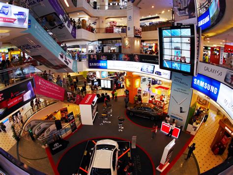Schnell und sicher online buchen. Low Yat Plaza : Recommended Shopping Place | Travelvui