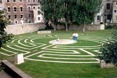 Beazer Maze, Bath