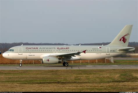Airbus A320 232 Qatar Airways Aviation Photo 0936838