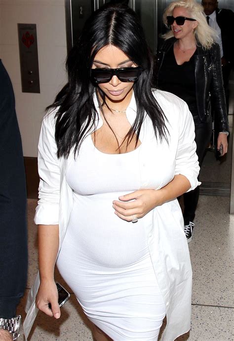 Pregnant Kim Kardashian At Los Angeles International Airport 08 04 2015 Hawtcelebs