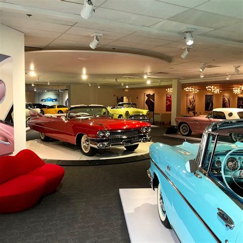 NEWPORT CAR MUSEUM (Portsmouth) - All You Need to Know BEFORE You Go