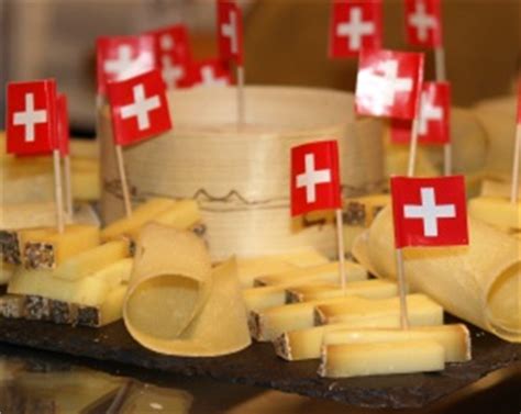 Kein wunder, gehört käse seit jeher auf den täglichen speisezettel der schweizerinnen und. Käsekonsum - stabil und auf hohem Niveau | proplanta.de